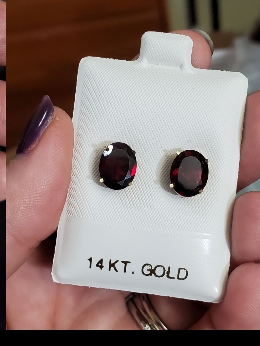14KT Gold Garnet Oval Stud Earrings - Deep Red